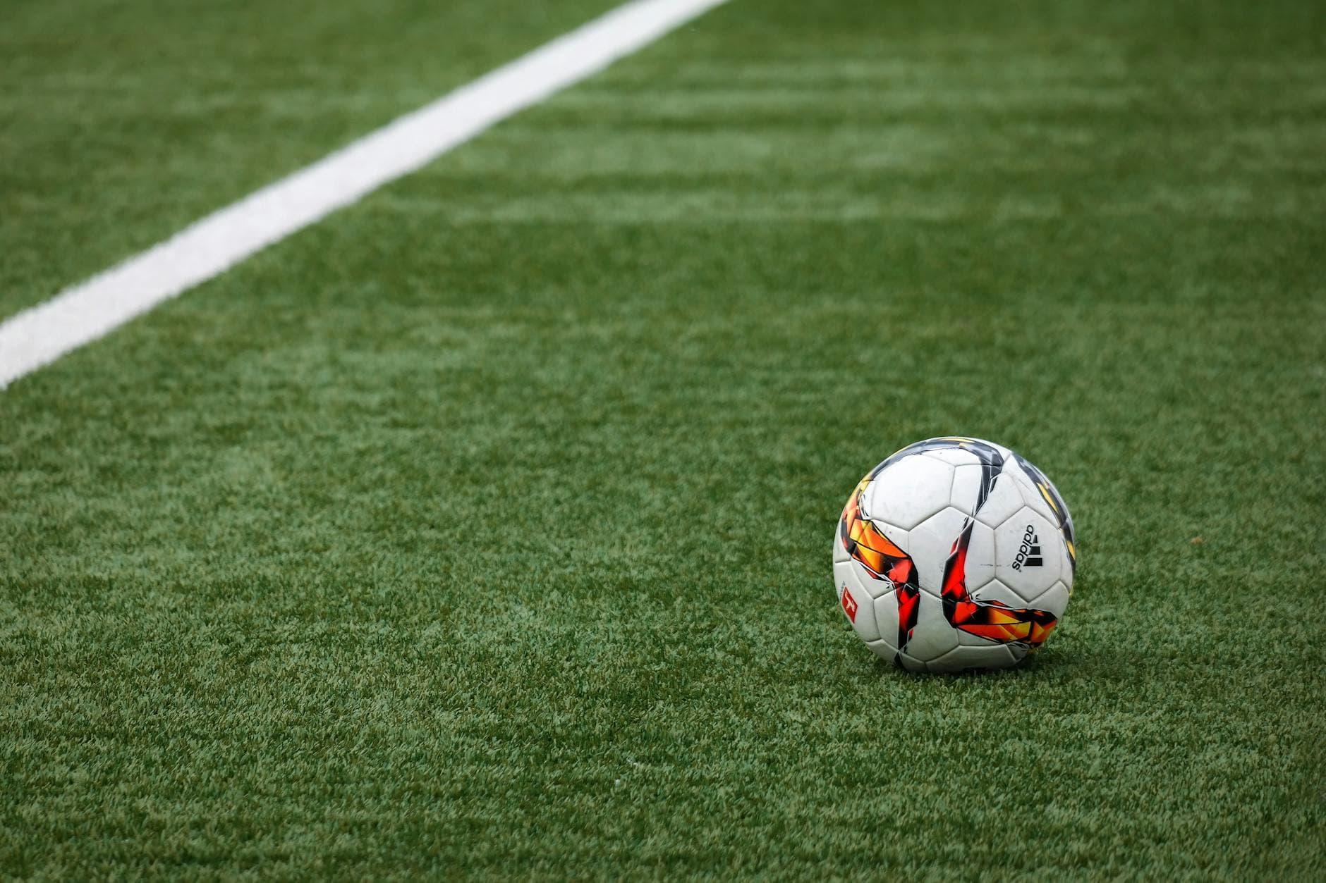 Premier League matchday travel and stadium approach